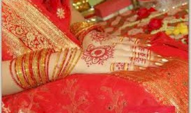 ফেসবুকে পুলিশ পরিচয়ে প্রেম ও বিয়েঃ বিয়ের পর জানা গেল বর পান বিক্রেতা