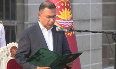 শপথ নিলেন তারেক রহমান, নতুন মন্ত্রিসভা নিয়ে যাত্রা শুরু