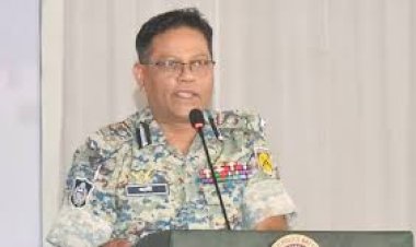 পুলিশ প্রধানের দায়িত্ব গ্রহণ করলেন আলী হোসেন ফকির