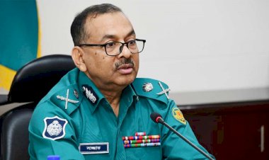 ঢাকা মেট্রোপলিটন পুলিশ কমিশনার সাজ্জাত আলীর পদত্যাগের আবেদন