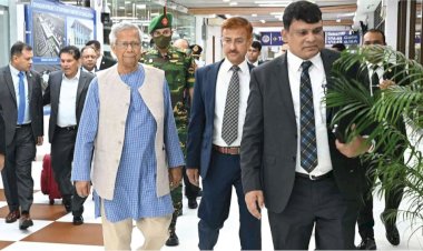 ড. মুহাম্মদ ইউনূসের যমুনা ত্যাগ: গুলশানে ফিরলেন সাবেক প্রধান উপদেষ্টা