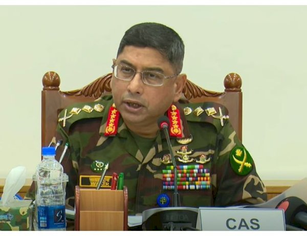 নির্বাচন নিয়ে দৃঢ় অবস্থানের ইঙ্গিত সেনাবাহিনীর: অনিশ্চয়তার জায়গা নেই বলে মন্তব্য