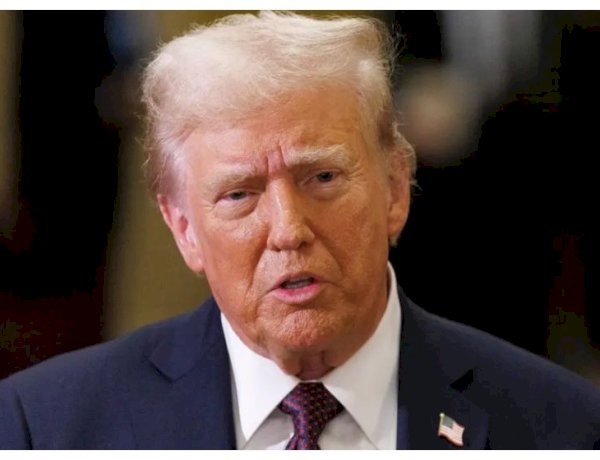 ইরানের প্রতিবাদে মার্কিন দম্ভ ভেঙে, হরমুজ প্রণালী যৌথ নিয়ন্ত্রণে সম্মত ট্রাম্প