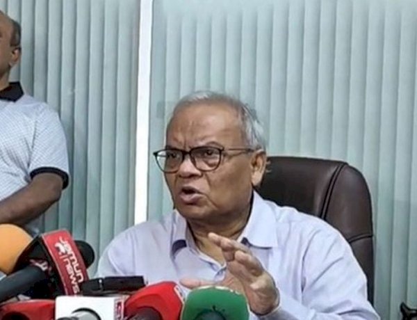 আন্দোলনের অভিজ্ঞ নারীরাই অগ্রাধিকার পেতে পারেন সংরক্ষিত আসনে: রিজভীর ইঙ্গিত