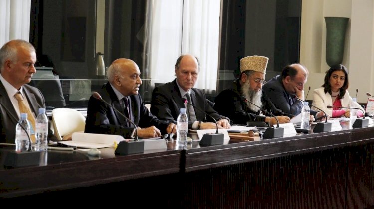 জম্মু ও কাশ্মিরে সীমান্ত দিয়ে আসা সন্ত্রাসী কাজ বন্ধে মোদির নেয়া পদেক্ষেপের প্রশংসা করেছে ইউরোপীয় পার্লামেন্ট