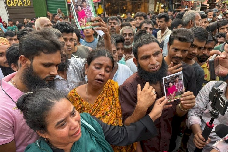 মিরপুর ট্রাজেডিঃ আগুনে কত জীবন ঝড়লে কর্তৃপক্ষের টনক নড়বে
