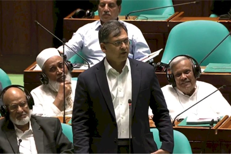 সাইবার আইনে বড় সংস্কার আসছে: গুজব, অপতথ্য ও এআই-নির্মিত বিভ্রান্তিকর কনটেন্টে কঠোর শাস্তির প্রস্তুতি